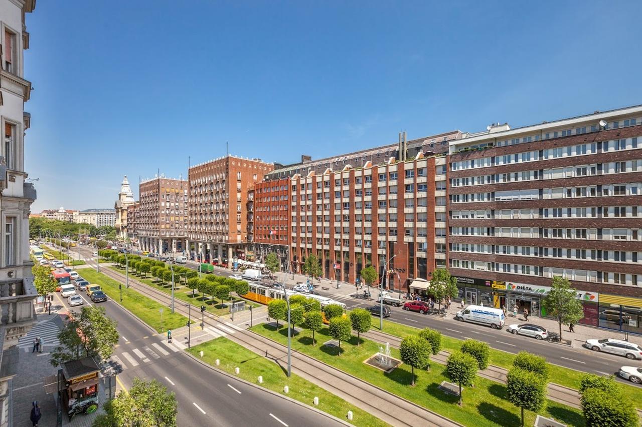 Top Of The City Apartment With Ac Budapest Luaran gambar